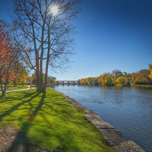 The Fox River - @artistviejo